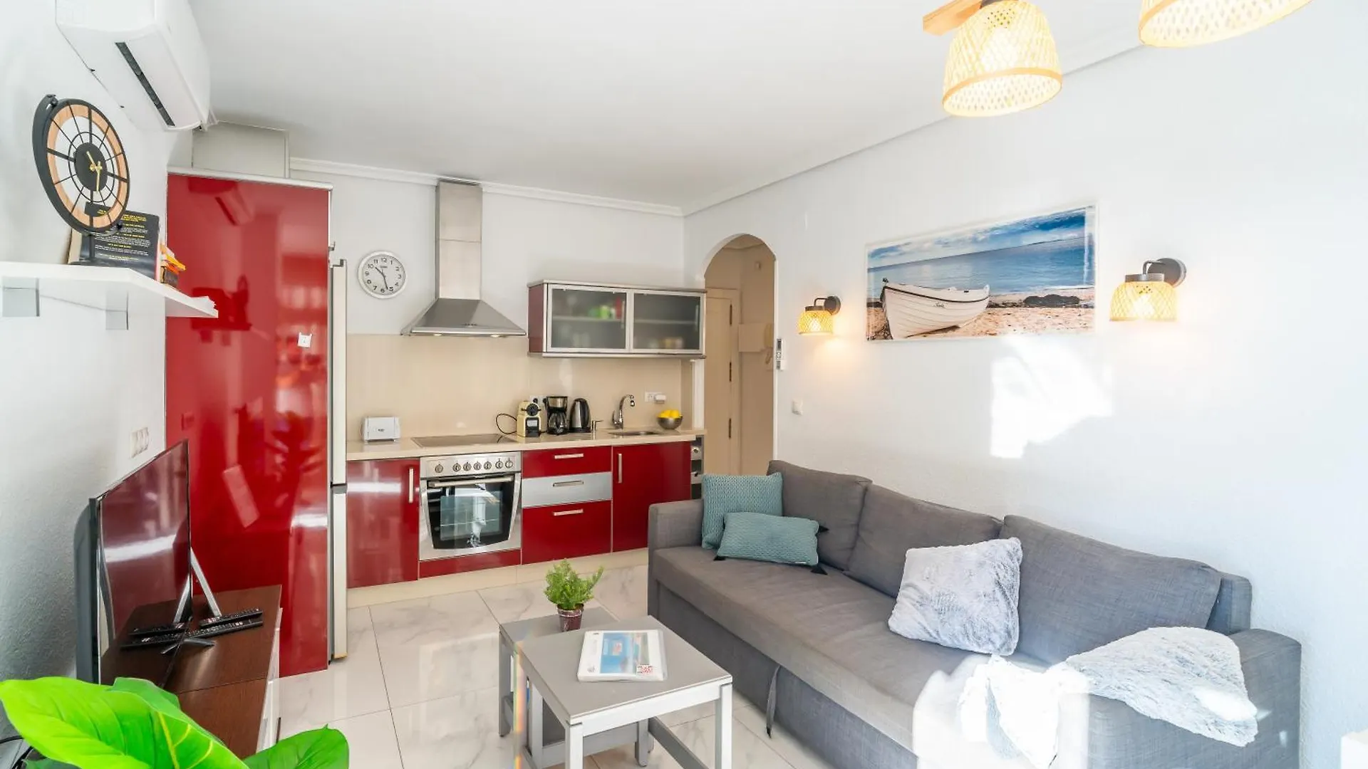 Casa Linda, Front The Beach La Lucera, Ribiera Del Sol Wifi, Ac, Private Parking, Petfriendly Sitio de Calahonda